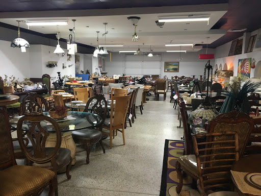 Consignment Shop «Design Furniture Outlet & Consignment», reviews and photos, 1928 Gulf to Bay Blvd, Clearwater, FL 33765, USA