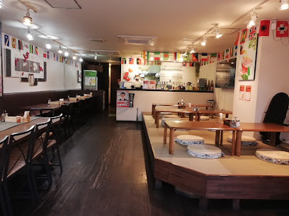 MOMO’s Cafe & Restaurant Osaka Halal Restaurant - 2 Chome-3-31 Shinsaibashisuji, Chuo Ward, Osaka, 542-0085, Japan