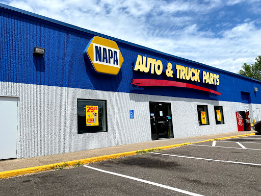 Auto Parts Store «NAPA Auto Parts - Cottens Inc», reviews and photos, 733 E River Rd, Anoka, MN 55303, USA