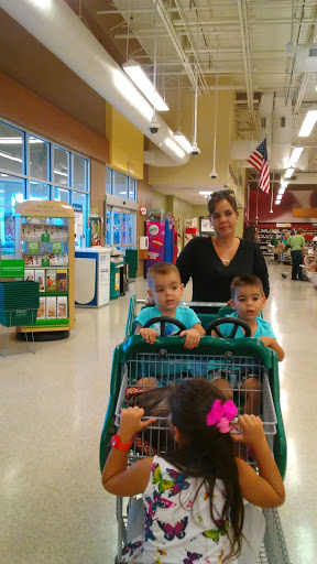 Shopping Mall «12th St Plaza», reviews and photos, 1275 US-1, Vero Beach, FL 32960, USA