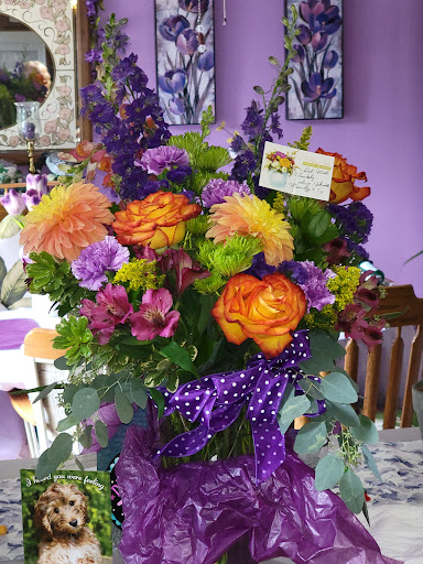 Florist «Main Floral», reviews and photos, 115 E Main St, Anoka, MN 55303, USA