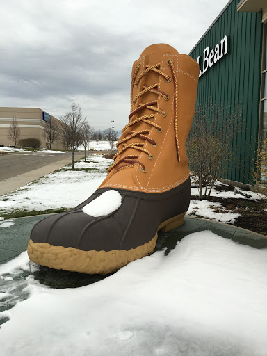 Clothing Store «L.L. Bean», reviews and photos, 60 Eastview Mall Dr, Victor, NY 14564, USA