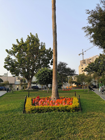 Parque Leoncio Prado