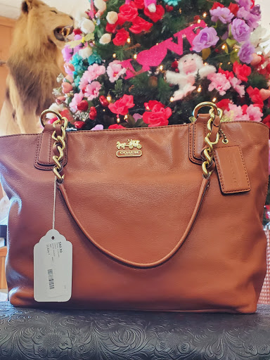 Pawn Shop «24 Hour Pawn Inc», reviews and photos, 407 W Jefferson Blvd, Dallas, TX 75208, USA