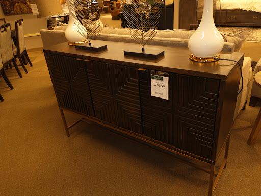 Furniture Store «Ashley HomeStore», reviews and photos, 905 Perimeter Dr, Schaumburg, IL 60173, USA