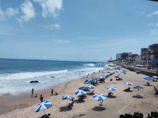 Farol da Barra Beach