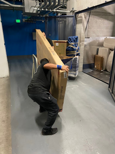 Clutch Moving Company image