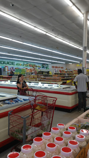 Asian Grocery Store «Dalat Supermarket», reviews and photos, 13075 Euclid St, Garden Grove, CA 92843, USA