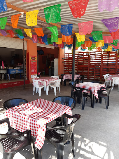 Las Salsas - Carnitas Estilo Michoacán - Frente a Pizzas Atlantic, C. 5 de Febrero 211, Tepeyac, 69006 Huajuapan de León, Oax., Mexico