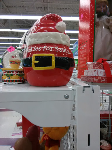 Thrift Store «Goodwill Store & Donation Center», reviews and photos, 602 E Lancaster Ave, Shillington, PA 19607, USA