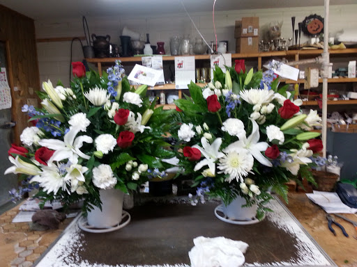 Florist «A & B Florist», reviews and photos, 908 S Cashua Dr, Florence, SC 29501, USA