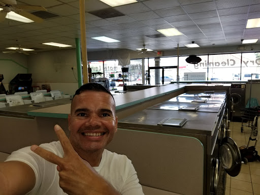 Laundromat «Laundry Express & Cleaner», reviews and photos, 5360 S John Young Pkwy, Orlando, FL 32839, USA