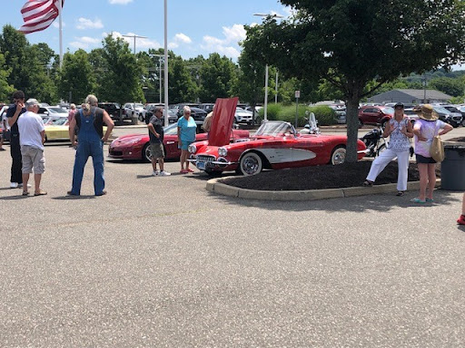 Car Dealer «Ingersoll Auto of Danbury», reviews and photos, 84 Federal Rd, Danbury, CT 06810, USA