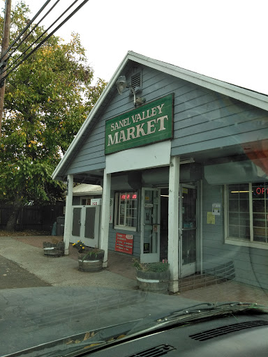 Grocery Store «Sanel Valley Market», reviews and photos, 741 Hwy 175, Hopland, CA 95449, USA