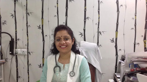 Dr. मोनिका चौहान ज्ञ्नेकोलोगिस्ट-ओब्स्तेत्रिचियन इन दिल्ली