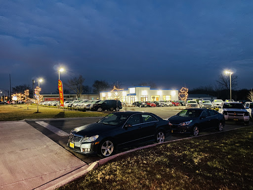 Used Car Dealer «Smart Buy Auto Center Corporation», reviews and photos, 112 Hill Ave, Aurora, IL 60505, USA