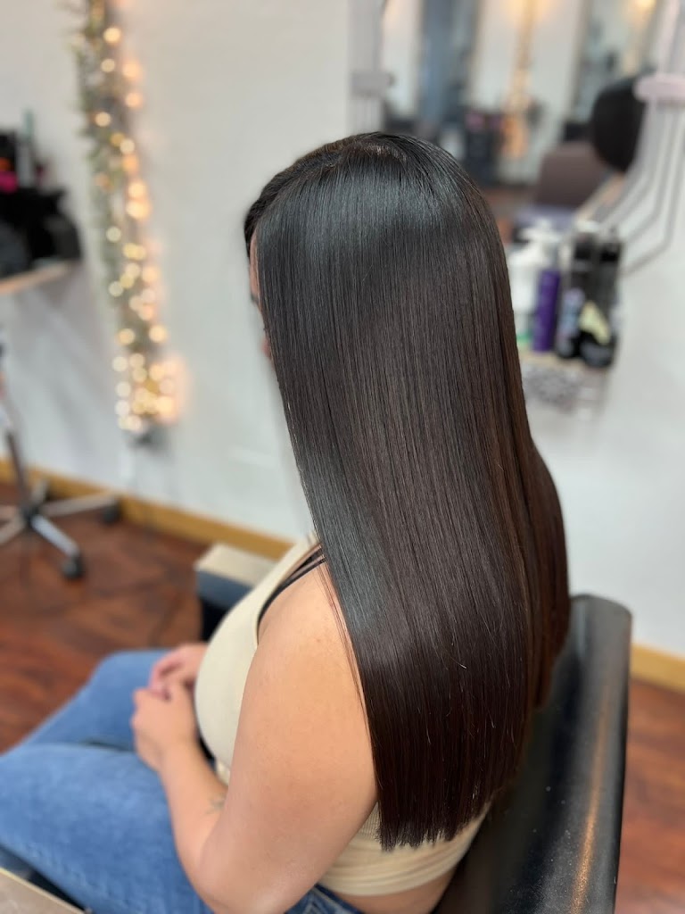 Lafayett Gallery Beauty Salon 33904