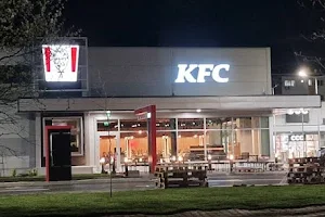 KFC Drive-Thru Giurgiu Shopping Park image