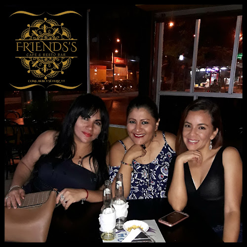 Friends's Café Resto Bar - Pub