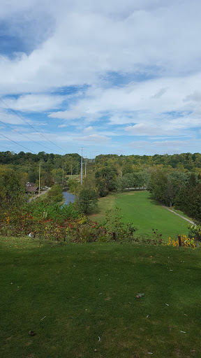 Golf Course «Astorhurst Golf Course», reviews and photos, 7000 Dunham Rd, Walton Hills, OH 44146, USA