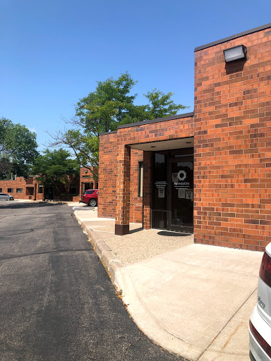 1560 Beam Ave f, Maplewood, MN 55109, USA