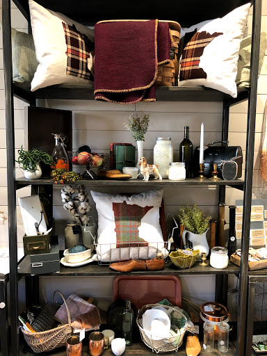 Furniture Store «Carver Junk Company», reviews and photos, 206 N Chestnut St, Chaska, MN 55318, USA