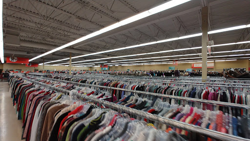 Thrift Store «Savers», reviews and photos, 7608 150th St W, Apple Valley, MN 55124, USA