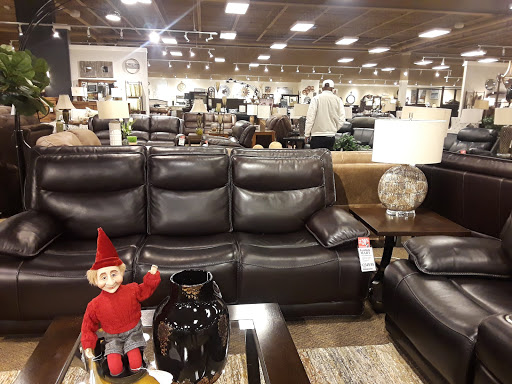 Furniture Store «The Furniture Mart - Fridley», reviews and photos, 5401 E River Rd Service Road, Fridley, MN 55421, USA