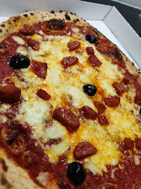 Plats et boissons du Pizzeria Pizza de JP et Lolo à Saint-Laurent-de-Mure - n°5