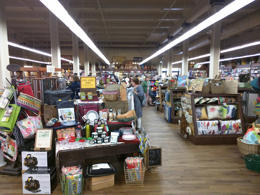 General Store «Mast General Store Knoxville», reviews and photos, 402 S Gay St, Knoxville, TN 37902, USA