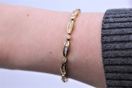 Pawn Shop «Bayou Pawn & Jewelry 3», reviews and photos, 9522 Main St, Zachary, LA 70791, USA