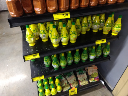 Grocery Store «Grocery Outlet Bargain Market», reviews and photos, 426 W Harder Rd, Hayward, CA 94544, USA