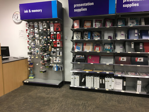 Print Shop «FedEx Office Print & Ship Center», reviews and photos, 61 Drum Hill Rd, Chelmsford, MA 01824, USA