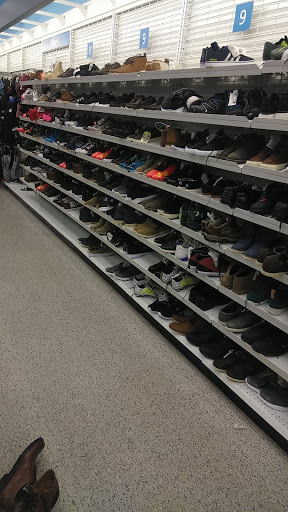 Clothing Store «Ross Dress for Less», reviews and photos, 2350 Lincoln Hwy E, Lancaster, PA 17602, USA