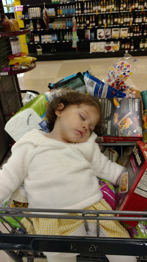 Grocery Store «Harveys Supermarket», reviews and photos, 1605 Shurling Dr, Macon, GA 31211, USA