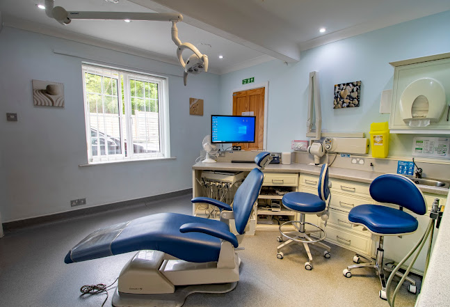 Reviews of Dental Health Private Dental Clinic in Southampton - Dentist