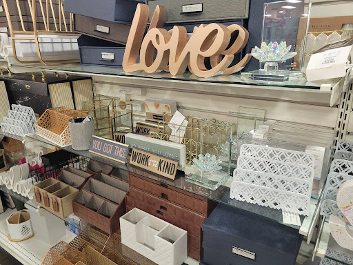 Department Store «T.J. Maxx & HomeGoods», reviews and photos, 6625 N Davis Hwy, Pensacola, FL 32504, USA