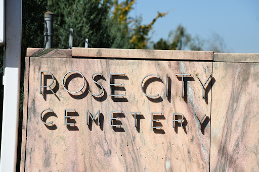 Funeral Home «Rose City Cemetery», reviews and photos, 5625 NE Fremont St, Portland, OR 97213, USA