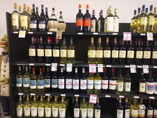 Liquor Store «Bubbles Liquor World», reviews and photos, 675 Genoa Way, Castle Rock, CO 80109, USA