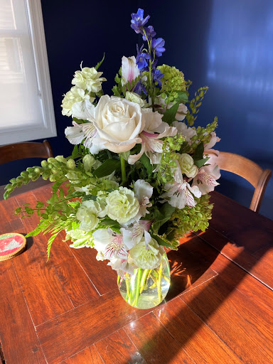 Florist «Kathy and Company Florist», reviews and photos, 221 Colchester Ave, Burlington, VT 05401, USA