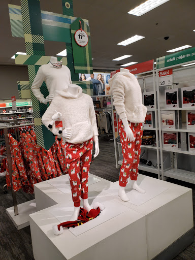 Department Store «Target», reviews and photos, 200 W Orangethorpe Ave, Fullerton, CA 92832, USA