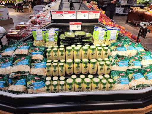 Supermarket «Giant Eagle Supermarket», reviews and photos, 4401 Mayfield Rd, South Euclid, OH 44121, USA