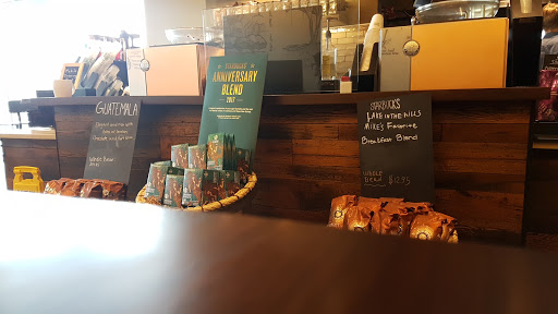 Coffee Shop «Starbucks», reviews and photos, 343 Randall Rd a, Lake in the Hills, IL 60156, USA