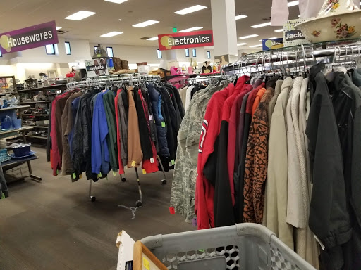 Thrift Store «Discover Goodwill Powers Retail Center», reviews and photos