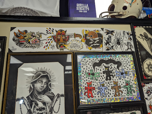 Explore great tattoo ideas for women, creative tattoo ideas in Washington, available at Tattoo Paradise