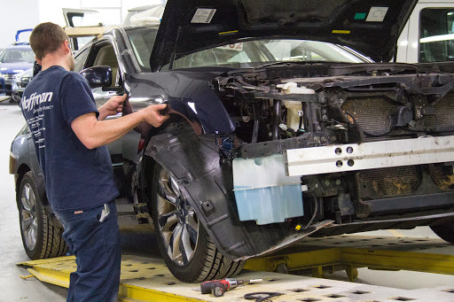 Auto Body Shop «Hoffman Auto Body - West Simsbury», reviews and photos, 46 Albany Turnpike, Canton, CT 06019, USA