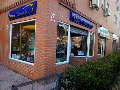 LIBRERIA PAPELERIA LA MORENITA I Rda. de la Pescadería, 5, 28801 Alcalá de Henares, Madrid, España