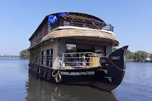 SahaYathri Tours,Houseboats image