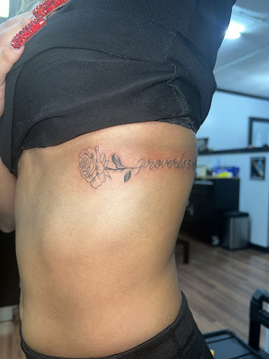 Tattoo Shop «Stuck On You Tattoos & Piercings», reviews and photos, 4102 Gus Thomasson Rd, Mesquite, TX 75150, USA