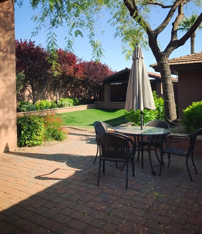 Funeral Home «Messinger Indian School Mortuary», reviews and photos, 7601 E Indian School Rd, Scottsdale, AZ 85251, USA